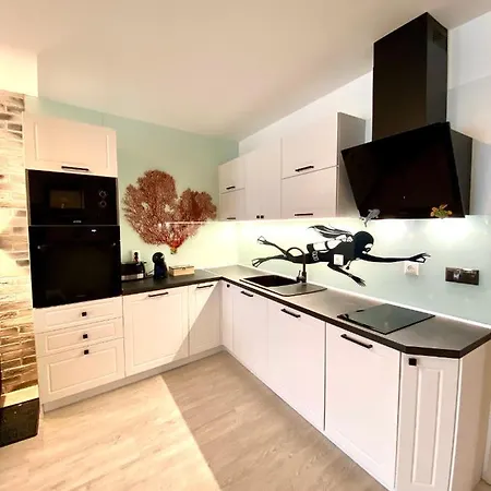 Sea View Newapartment-bulgaria-chernomorets 公寓 *